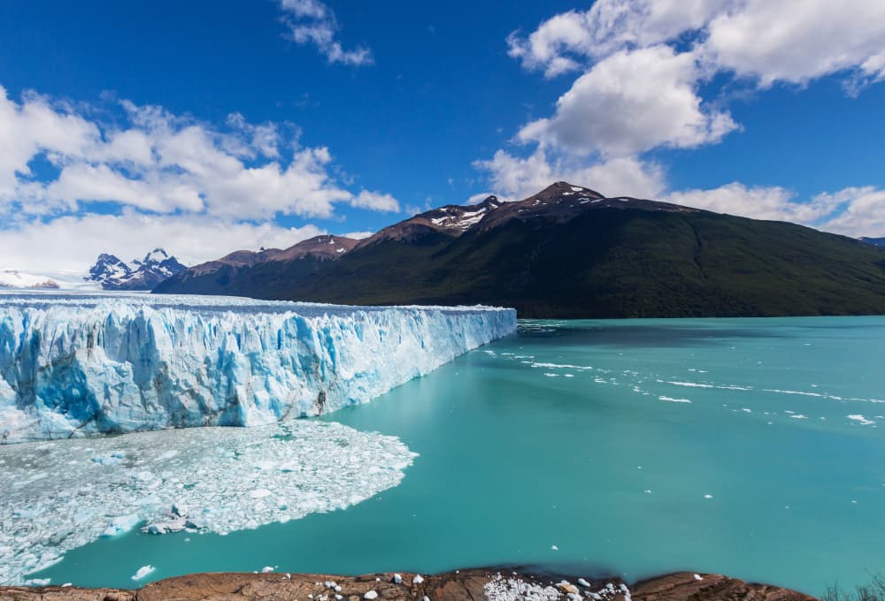 Fenómeno del puente de hielo en el Glaciar Perito Moreno, Argentina